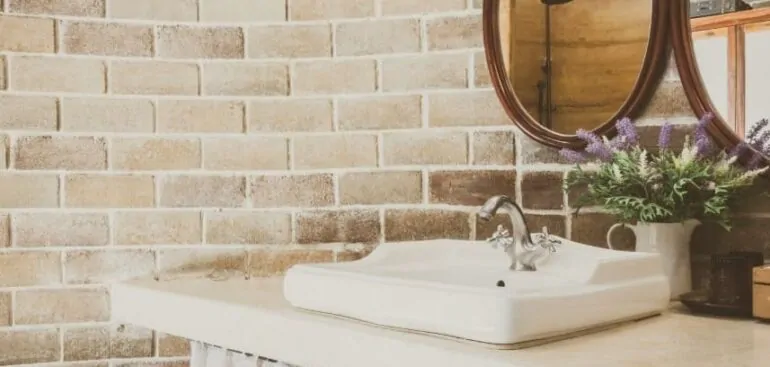 banos rusticos pequenos